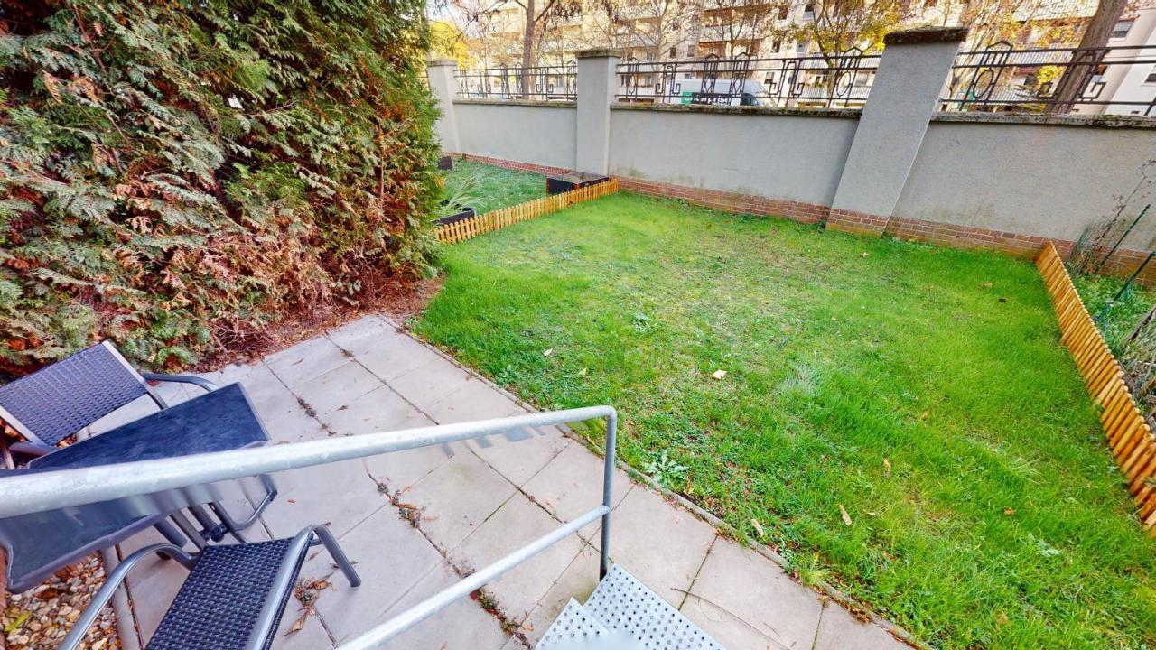 Sweethome - Business-Apartment Mit Kueche, Terrasse, Stellplatz Магдебург Екстериор снимка